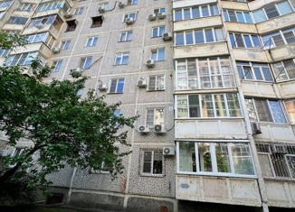 Продажа 2-ком. квартиры, 51.9 м2, Краснодар, улица Думенко, 8, микрорайон Юбилейный