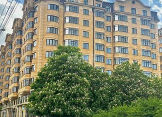 Продаю 2-ком. квартиру, 69.3 м2, Карачаево-Черкесия, проспект Ленина, 50к1