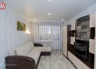 Продам 3-комнатную квартиру, 52 м2, Оренбургская область, проспект Дзержинского, 5