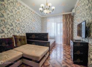 Сдаю однокомнатную квартиру, 41 м2, Ставрополь, улица Спартака, 2, микрорайон №3