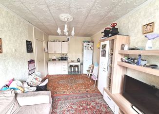 Продам 2-ком. квартиру, 35.6 м2, Таганрог, улица Чехова, 324