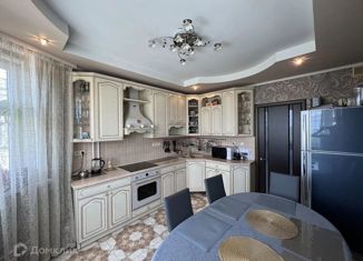 Продам двухкомнатную квартиру, 70.1 м2, Москва, станция Марк, Челобитьевское шоссе, 12к2