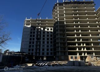 Продаю 2-ком. квартиру, 55 м2, Нальчик, улица Идарова, 176, район Стрелка