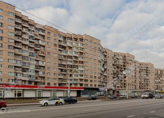 Продам однокомнатную квартиру, 41.7 м2, Санкт-Петербург, проспект Ветеранов, 87, метро Проспект Ветеранов