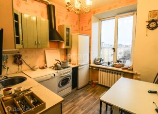 Продажа трехкомнатной квартиры, 77.2 м2, Череповец, улица Сталеваров, 52