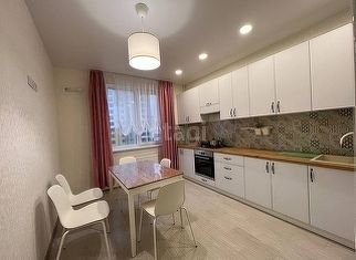 Сдам 2-комнатную квартиру, 63.9 м2, село Мирное, улица Крымской Весны, 5к4