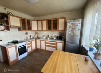 Продается 3-ком. квартира, 86.8 м2, Чебоксары, проспект Максима Горького, 19, жилой район Северо-Западный