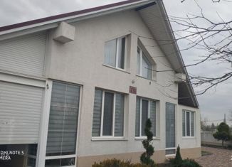 Продам дом, 100 м2, поселок городского типа Заозерное, улица Аллея Дружбы, 12А