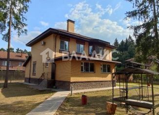 Сдается в аренду дом, 230 м2, деревня Лужки, микрорайон Солнечный город-3, 18Б