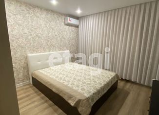 Продажа 2-ком. квартиры, 65.4 м2, Тюмень, улица Избышева, 8, ЖК Нефтяник