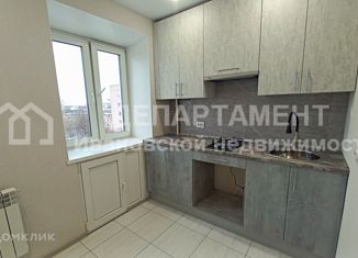 Трехкомнатная квартира на продажу, 60 м2, Ивановская область, улица Володарского, 43
