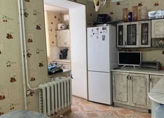 Продам 3-ком. квартиру, 83 м2, Крым, улица 9 Мая, 55