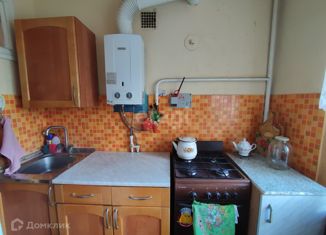 Продам 1-ком. квартиру, 31.4 м2, Боровичи, Парковая улица, 35