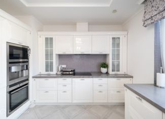 Продается 2-комнатная квартира, 65.9 м2, поселение Десёновское, Кедровая улица, 22