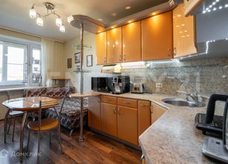 4-комнатная квартира на продажу, 79 м2, Санкт-Петербург, улица Здоровцева, 10, улица Здоровцева