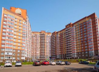 Продаю двухкомнатную квартиру, 46.3 м2, Красноярск, улица Калинина, 18, Железнодорожный район