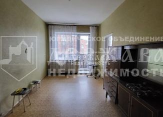 Продам 2-комнатную квартиру, 42.6 м2, Кемерово, улица Дзержинского, 8