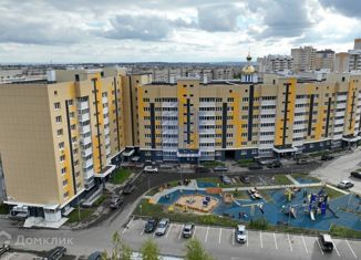 Продажа двухкомнатной квартиры, 65.8 м2, Новочебоксарск, улица Воинов-Интернационалистов, 2