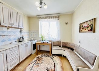 Продам 2-ком. квартиру, 50.8 м2, Кстово, проспект Капитана Рачкова, 19