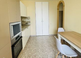 Сдаю в аренду однокомнатную квартиру, 32 м2, Москва, улица Красная Пресня, 23кБс1, метро Улица 1905 года