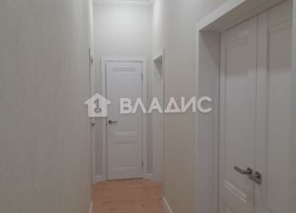 Продаю 3-ком. квартиру, 71 м2, Санкт-Петербург, улица Стахановцев, 2