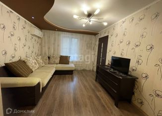 Продам 3-комнатную квартиру, 54.2 м2, Астраханская область, улица Чекалина, 11