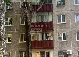 Продаю 2-ком. квартиру, 45.8 м2, Липецк, улица Гагарина, 107к2, Советский район