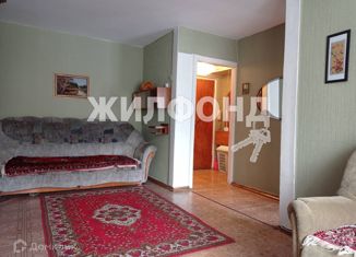 Продаю 2-ком. квартиру, 42.3 м2, Новосибирск, улица Блюхера, 13, метро Студенческая