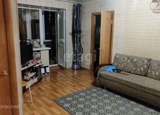 Продажа трехкомнатной квартиры, 41 м2, Уфа, улица Комарова, 38