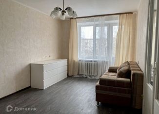 Сдается двухкомнатная квартира, 44.3 м2, Петергоф, улица Жарновецкого, 2