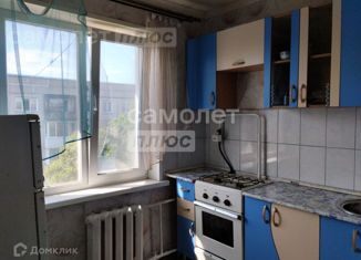 Продается двухкомнатная квартира, 47 м2, Абакан, улица Комарова, 6