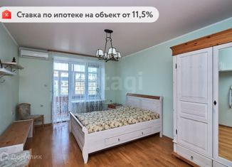 Продам 3-комнатную квартиру, 79.9 м2, Тюмень, Центральный округ, улица Хохрякова, 32