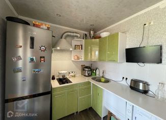 Продается однокомнатная квартира, 33.9 м2, поселок городского типа Мирный, Школьная улица, 13