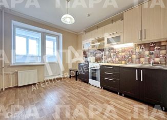 Сдается в аренду однокомнатная квартира, 40 м2, Самара, улица Советской Армии, 98А, ЖК Дыбенко/Советской Армии