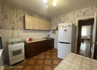 Продается 2-комнатная квартира, 49.6 м2, Татарстан, Красноармейская улица, 1