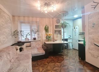 Сдаю трехкомнатную квартиру, 51 м2, Нижневартовск, улица Мира, 4