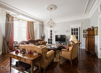 Продам четырехкомнатную квартиру, 184 м2, Москва, Большой Кисловский переулок, 4с1, метро Александровский сад