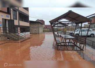 Продаю 2-ком. квартиру, 55 м2, Избербаш, Загородная улица, 88Г