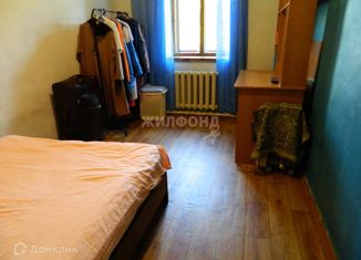 Продается 2-ком. квартира, 42.8 м2, Новосибирск, улица Чехова, 376, улица Чехова