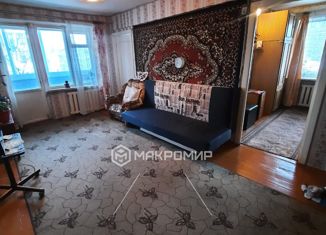 Продается четырехкомнатная квартира, 57.6 м2, Брянск, улица Рылеева, 3, Володарский район