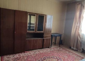 Продажа двухкомнатной квартиры, 52 м2, Москва, Веерная улица, 1к2, метро Раменки