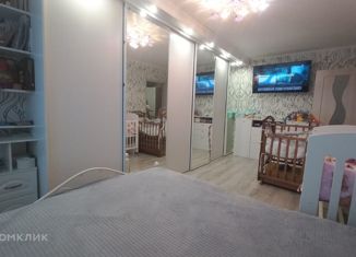 Продаю трехкомнатную квартиру, 61.1 м2, Артёмовский, улица Достоевского, 4А