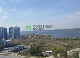 Продаю 5-ком. квартиру, 120 м2, Набережные Челны, улица Раскольникова, 49Б