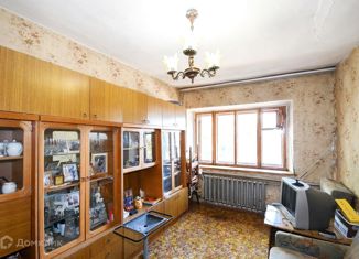 Продается 2-ком. квартира, 42 м2, Омск, 1-я Автомобильная улица, 5, Кировский округ