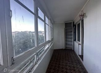Продажа 2-комнатной квартиры, 55 м2, Ялта, Суворовская улица, 25