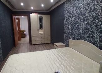 Сдаю двухкомнатную квартиру, 42 м2, Алексин, улица Революции, 7