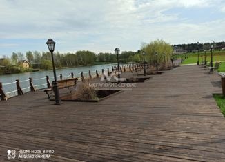 Продаю участок, 10 сот., коттеджный поселок Александровы Пруды, 2-я Рыбацкая улица