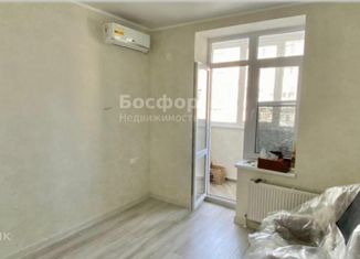 Продам 3-ком. квартиру, 76.5 м2, Феодосия, улица Габрусева, 13Б