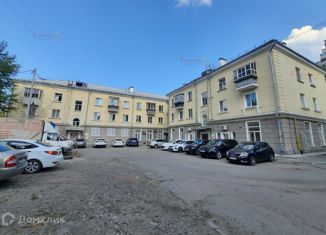 Продам комнату, 70 м2, Екатеринбург, улица Победы, 43, улица Победы