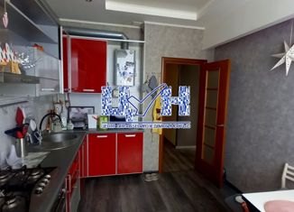 Продажа двухкомнатной квартиры, 72 м2, Курск, улица Дзержинского, 90